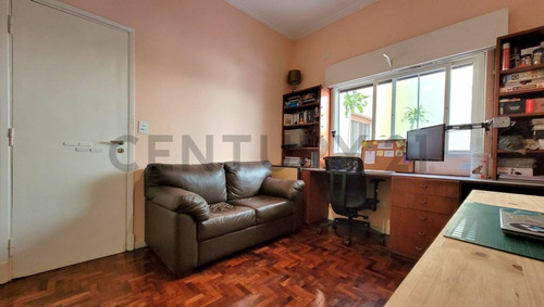 Venta Ph 4 Ambientes En Villa Urquiza Con Cochera, Patio Y Terraza
