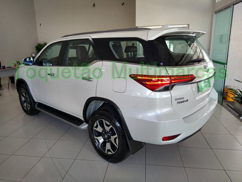 Imagem 4 de 11 de Toyota Hilux Sw4 2.8 Srx 4x4 16v Turbo Intercooler Diesel