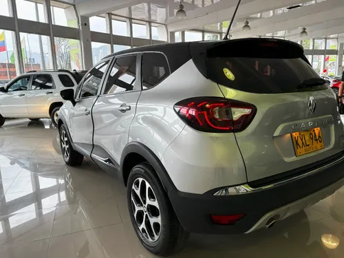 Renault Captur (FL) INTENS