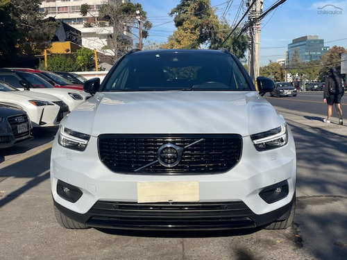 Volvo XC40 T5 R-Design Plus Auto 4WD