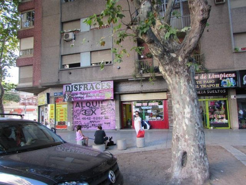 Imagen 14 de 17 de Local En Venta En Inmejorable Ubicación De Villa Del Parque Gran Oportunidad