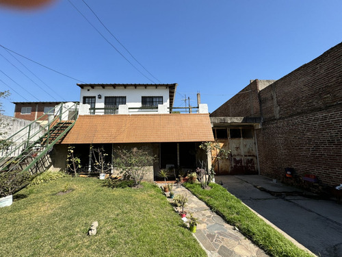 Chalet De 6 Amb C/ Galpón A Refaccionar ¡ideal 2 Familias!