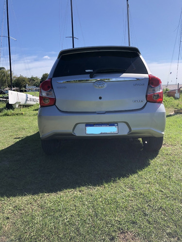 Toyota Etios Xls