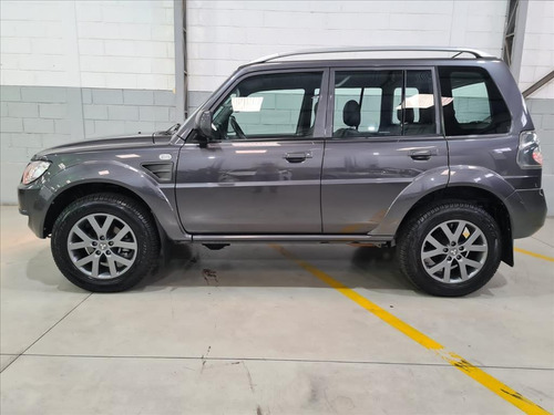 Imagem 8 de 15 de Pajero Tr4 2.0 4x2 16v 140cv Flex 4p Automático