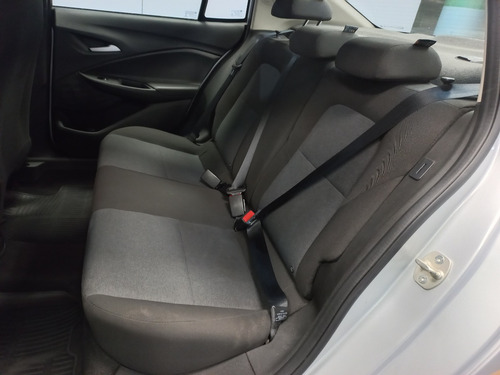 Chevrolet Onix plus 1.2