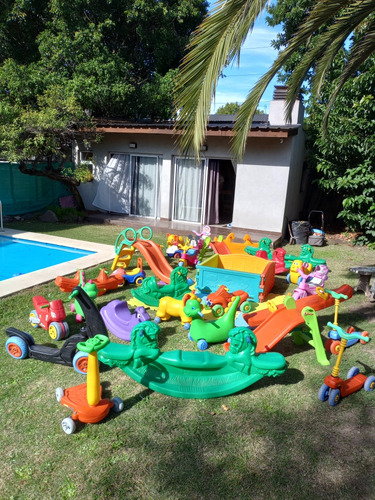 Alquiler De Plaza Blanda Metegol Miniliving Para Eventos