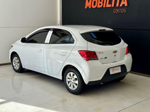Chevrolet Onix HATCH LT 1.0 8V FlexPower 5p Mec.