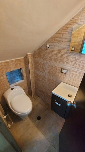 Imagen 9 de 12 de Res Guaya Saman Town Hause Naguanagua 04144127897
