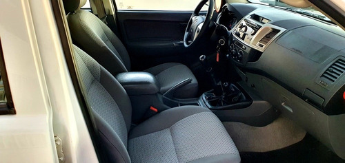 Toyota Hilux 3.0 Cd Sr 171cv 4x4 - C3 2015