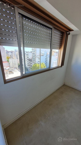 Venta Departamento De Dos Ambientes En Balvanera