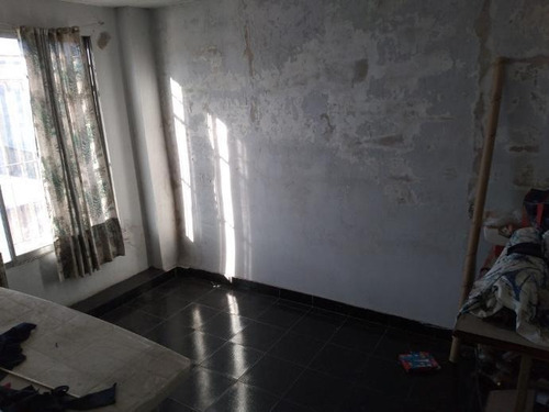 Imagen 4 de 14 de Casa Para 2 Familias En Venta En Castelar Sur