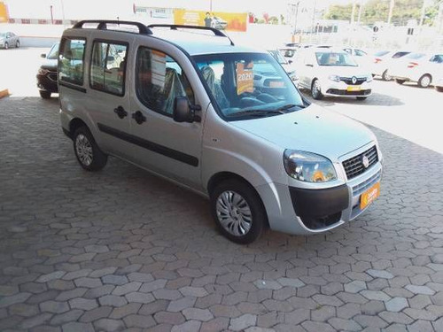 Imagem 5 de 9 de Fiat Doblò 1.8 Mpi Essence 7l 16v Flex 4p Manual