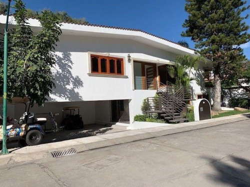 Casa A La Venta Frente Al Campo De Golf Cuernavaca