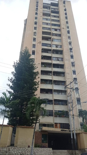 Apartamento En Venta, La Coromoto, Maracay.