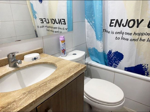 Departamento En Venta De 2 Dorm. En Santiago