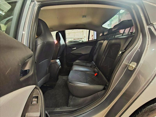 Chevrolet Onix Onix Plus 10tat Pr1