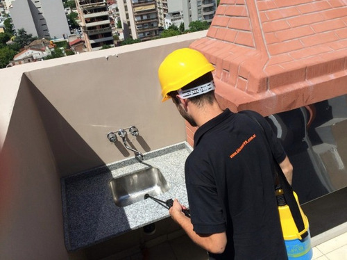 Imagen 10 de 10 de Limpieza De Tanques, Fumigacion Plagas Y Desinfeccion