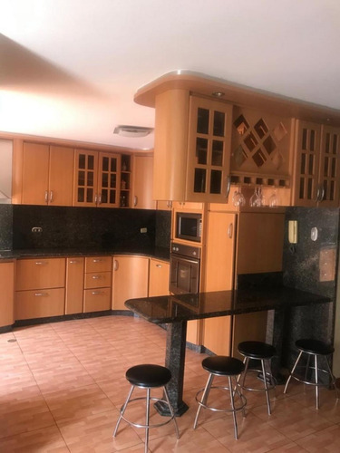Imagen 3 de 9 de Apartoquinta En Venta Mañongo Cerca Del Sambil Valencia