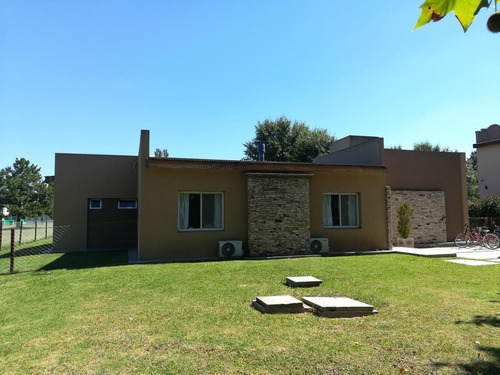 Imagen 6 de 29 de Casa En Venta - Haras Del Sol