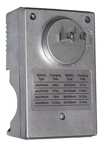 Cargador Pilas Mitzu con baterías recargables 4 AA + 4 AAA