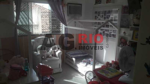 Casa Em Condomínio-à Venda-praça Seca-rio De Janeiro - Vvcn20017
