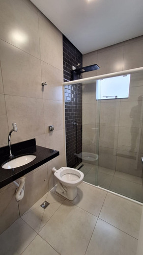 Casa Nova, Com Piscina Com Hidro E Iluminação, Sistema De Segurança, Internet, Pronta Para Morar