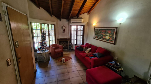 Imagen 3 de 15 de Chalet 4 Ambientes En Venta En Ituzaingó Norte