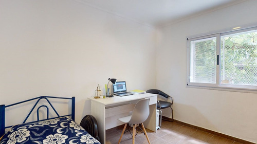 Casa De 5 Dorm. En Venta La Plata- Pileta Y Parque