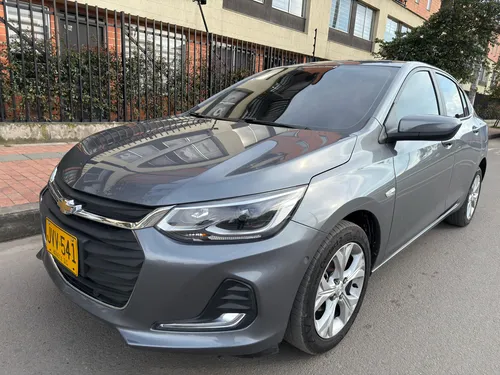 Chevrolet Onix 1.0T Premier Sedan At