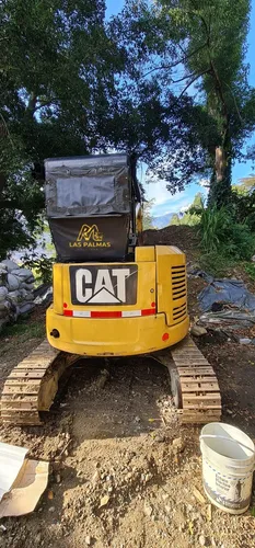 Miniexcavadora Caterpillar 303.5e2 Modelo 2017