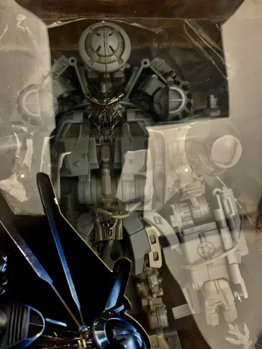 Transformers: Decepticon Blackout. Studio Series 08. Hasbro. (Usado)