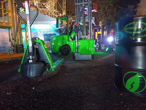 Autoelevador /montacarga 2.5 Diesel Ep Forklift