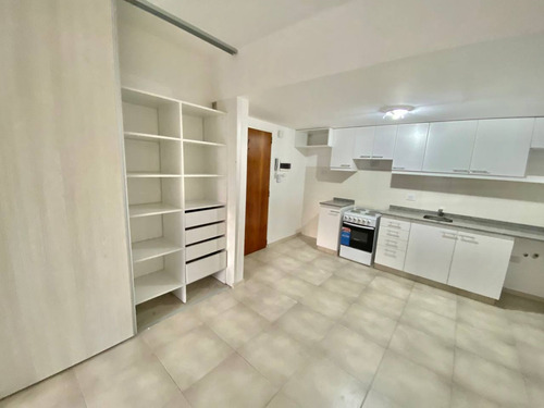 Venta Departamento Monoambiente Balcón Balvanera