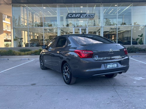 Imagen 12 de 20 de Citroen C-elysee 1.6 Feel Hdi Car-cash