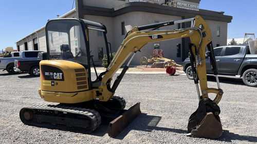Miniexcavadora Cat