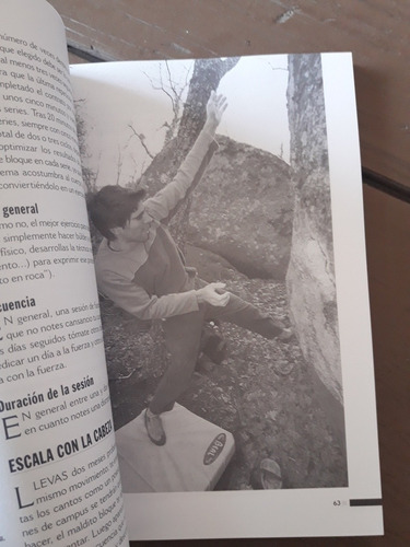 Manual De Escalada En Bloque Allende Desnivel (Usado)