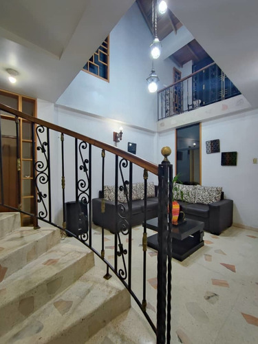 Imagen 20 de 27 de Venta. Hotel. Casa. Local Comercial. San Cristóbal