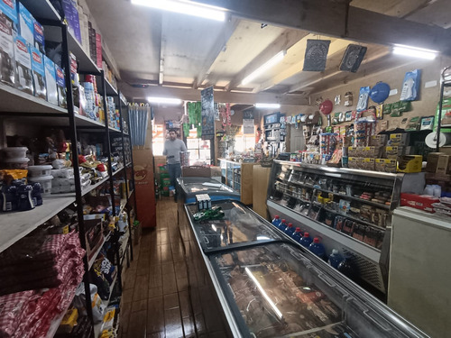 Se Vende Estratégica Casa Comercial Frutillar