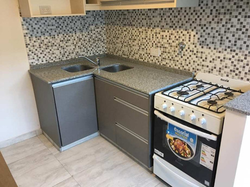 Imagen 10 de 14 de Departamento Tipo Casa En Venta En Remedios De Escalada Este