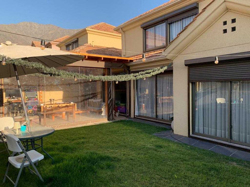 Casa En Jardines La Viña 5dormitorios 4 Baños (80104)
