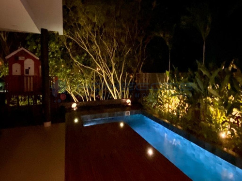 Imagem 8 de 30 de Maravilhoso Sobrado Com Arquitetura Diferenciada - Ca00919 - 68405303