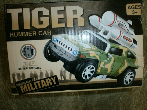 Carro Militar Hummer  Tiger Verde Movimiento Luz Y Sonido