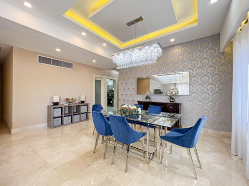 Apartamento Moderno En Piantini En Venta