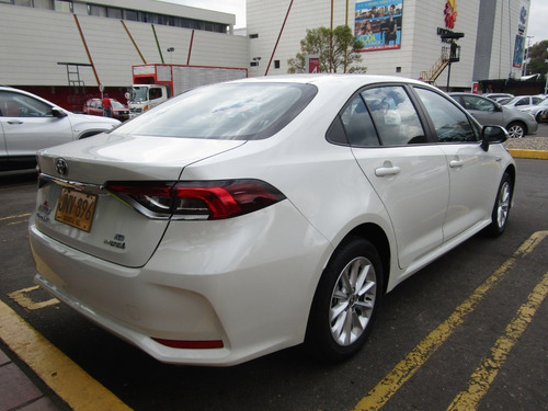 Imagen 5 de 15 de Toyota Corolla Xei Hybrid Automática