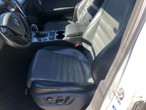 Volkswage Touareg R-line 4.2 V8