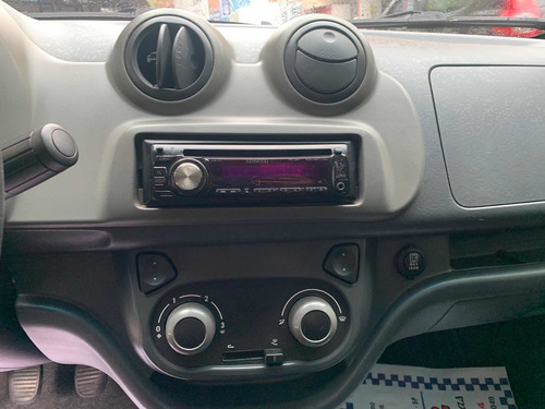 Imagem 9 de 10 de Fiat Uno 2013 1.0 Vivace Flex 3p