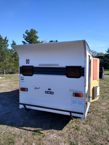 Imagen 3 de 8 de Casilla Lomas Camping 5,70 De Luxe 2017