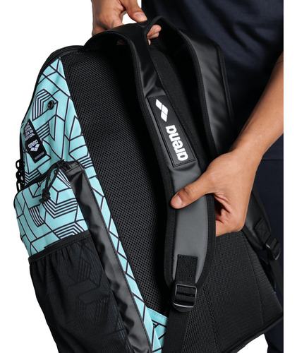 Uni - Mochila Arena Spiky Iii Allover 45l