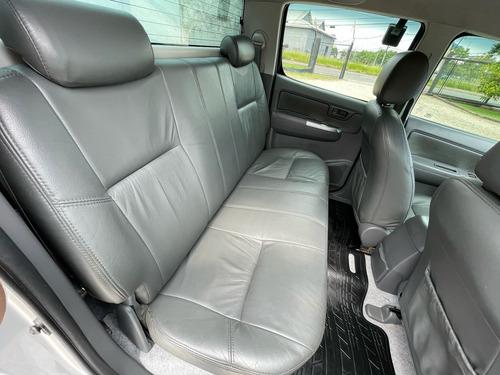 Toyota Hilux CD SR 4x2 2.7 16V/2.7 Flex Aut.