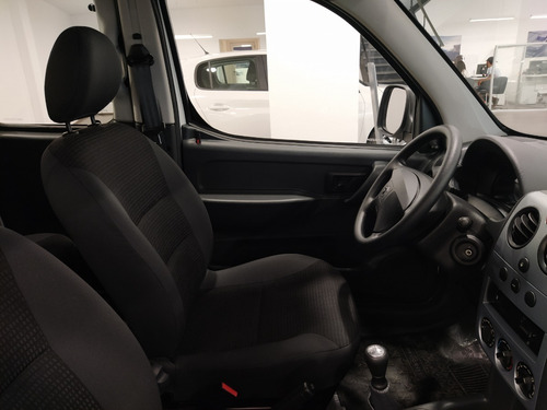 Imagen 8 de 17 de Peugeot Partner Furgon Nafta